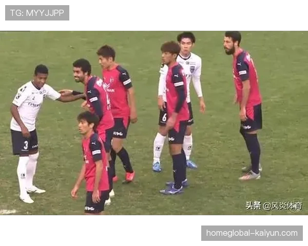 上海爆冷负深圳丢榜首 积分榜前三竞争白热化